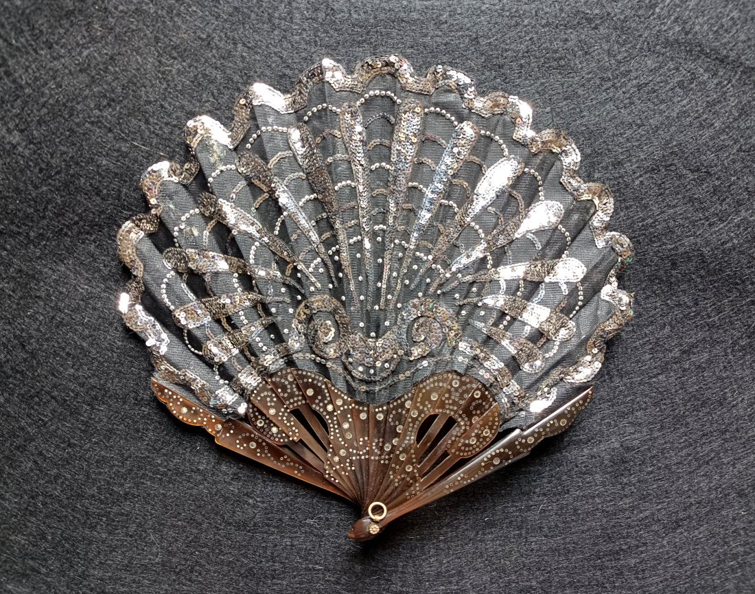 eventail-fan-faecher-ventaglio-Art-Nouveau-Coquille